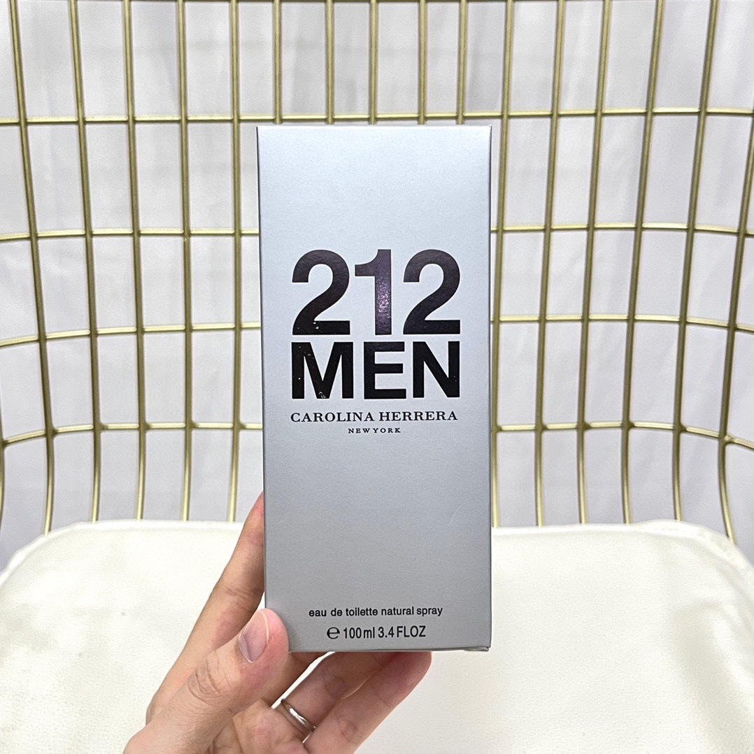 Carolina Herrera 212 Men Eau de Toilette 100ml