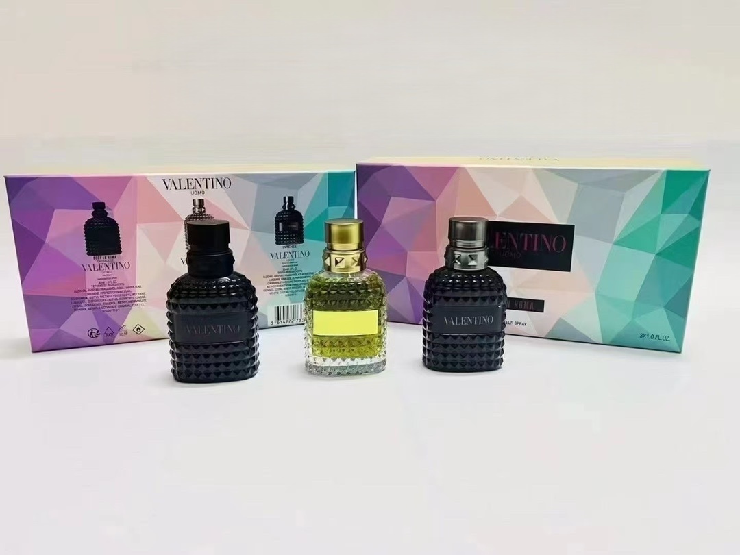 Valentino perfume gift box（30ml*3）